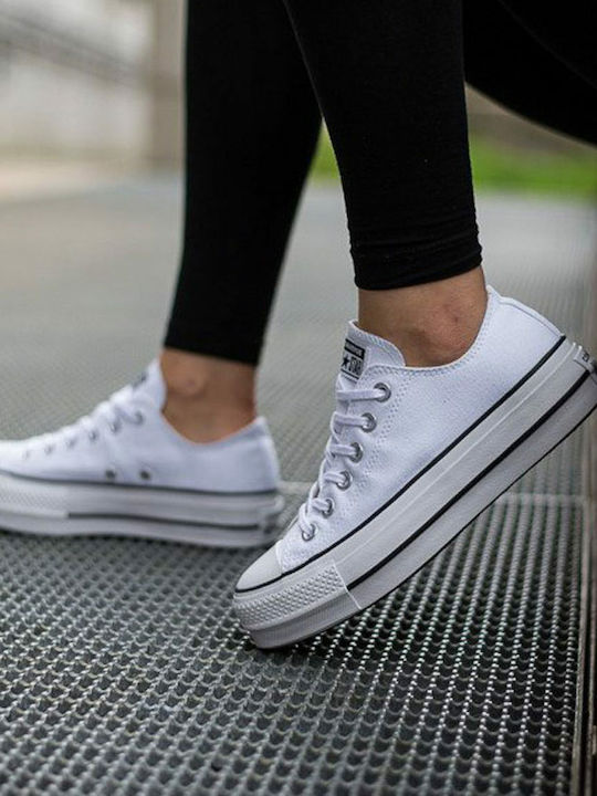 Chuck Taylor All Star Lift Clean Low Top Flatforms Sneakers White / Black