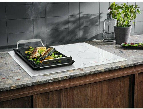 Electrolux Индукционен котлон Автономен с Функция за заключване 59x52εκ. Бял