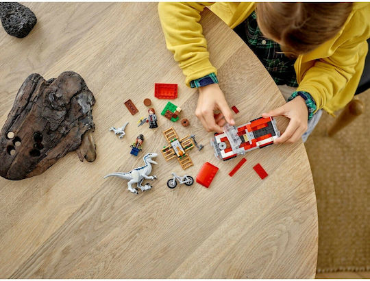 LEGO Jurassic World Синьо и Бета Velociraptor Capture за 6+ Години