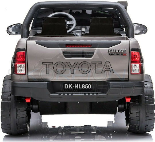 Toyota Hilux Две Места с Дистанционно Управление Лицензиран 12 Волта Сив за 1+ Години