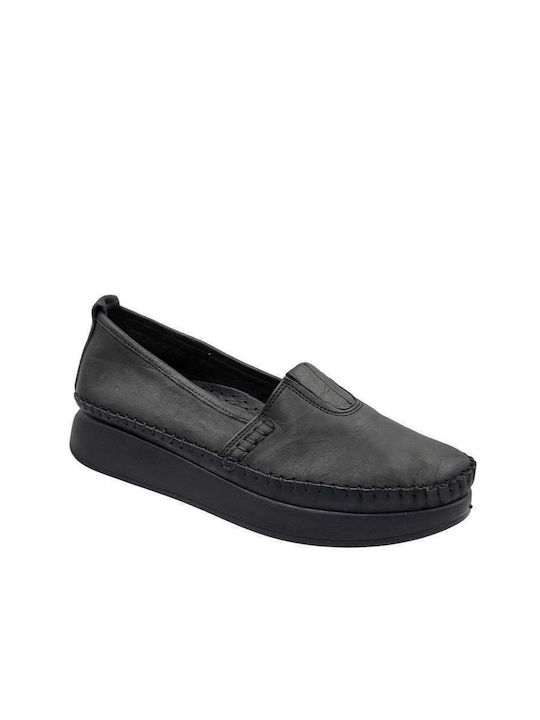 Safe Step Leather Women's Moccasins in Black Color