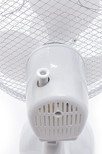 Adler AD-7302 Tabletop Fan 45W Fan Diameter 23cm White