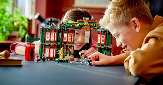 LEGO Harry Potter Das Ministerium Für Magie Für 9+ Jahre 990 Stück