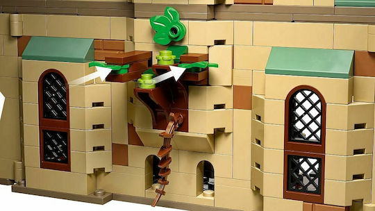 LEGO Harry Potter Hogwarts Dumbledore's Office for Ages 8+ 654 Pieces
