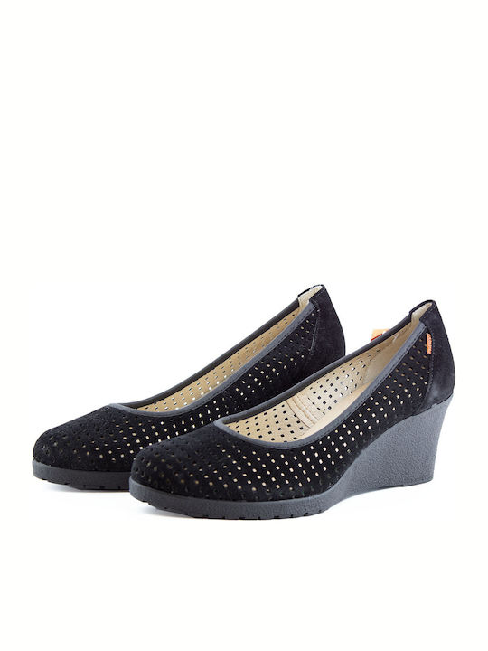 Leather Black Medium Heels