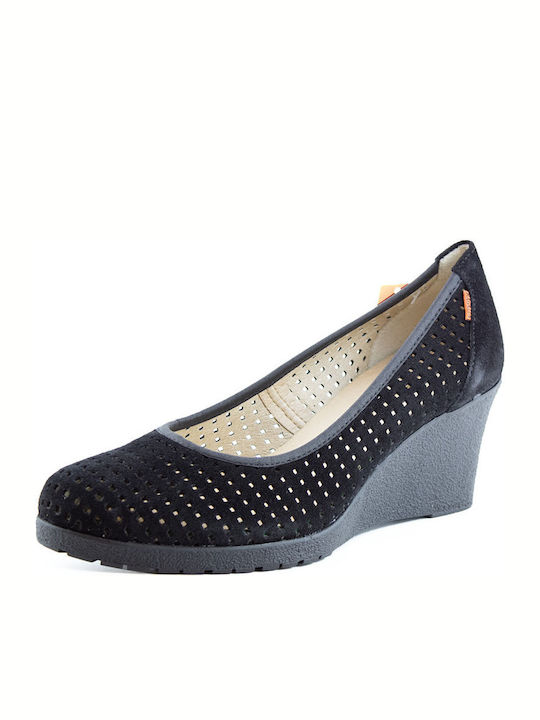 Leather Black Medium Heels