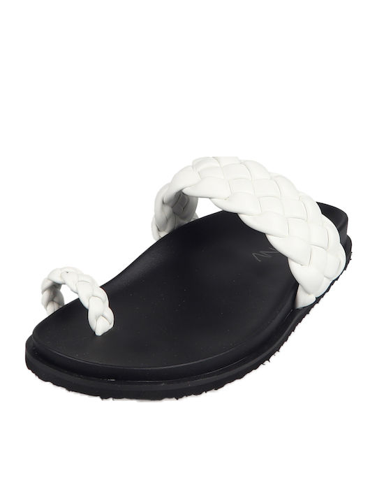 Women's Flat Sandals in White Color