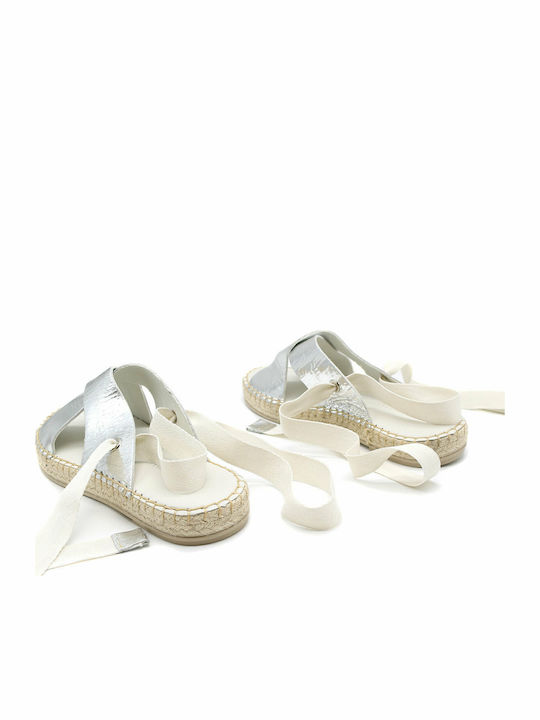 Flache Sandalen für Damen in Silber Farbe
