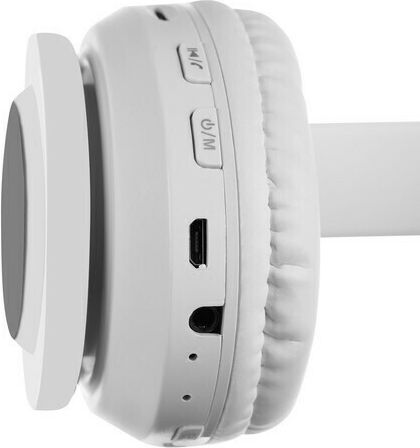 Bluetooth Wireless On Ear Headphones with Radio with 7 hours of Operation White