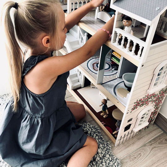 Small Foot Family Set of Wooden Dolls for Dollhouse