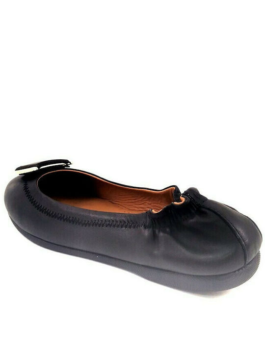 WOMEN'S LEATHER BALLARINES IN BLACK COLOUR - Schwarz