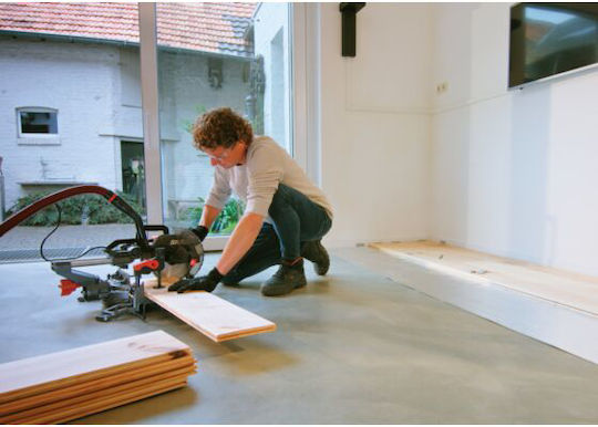 Skil 1310 AA Miter Saw Electric Sliding with Power 1600W, Laser Guide, Cutting Disc Diameter 216mm & Cutting Speed 4700rpm