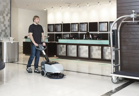 Nilfisk SC 351 Full PKG Машини за почистване и полиране на подове Ротационна 11лт с мощност 450W