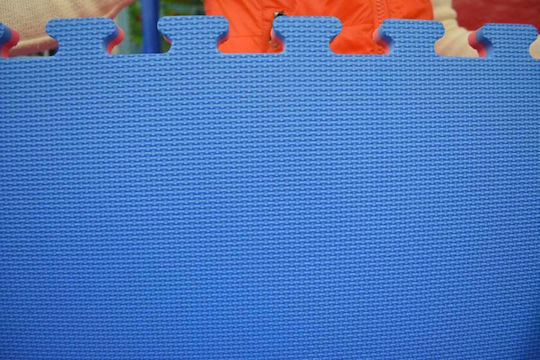 Подложки Пъзел За Фитнес Двустранна Червени/Сини 105x105x2см 1бр