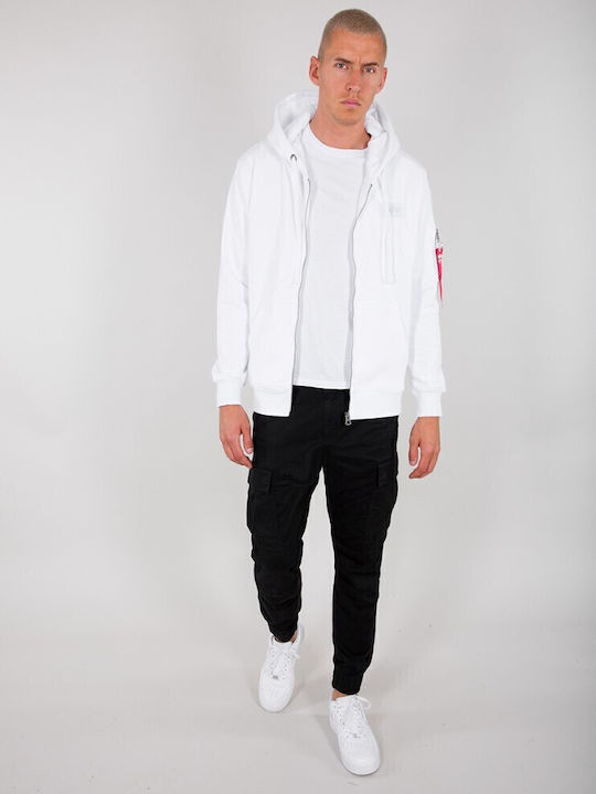 Kapuzenschal mit Weißer Jacke