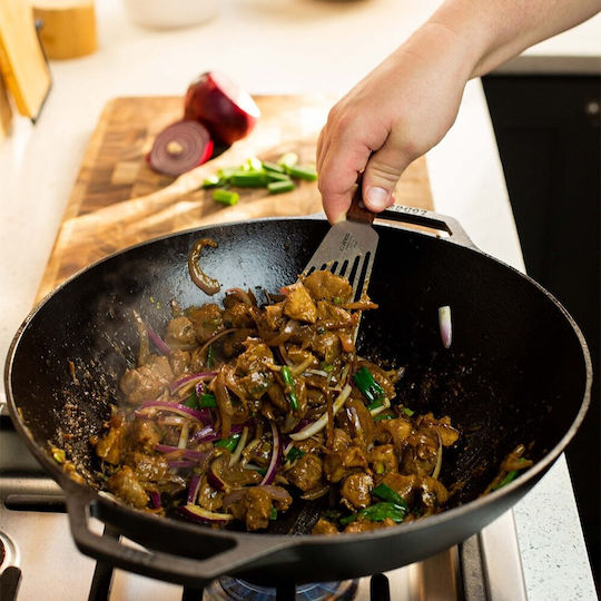 Lodge Wok made of Cast Iron 35.5cm