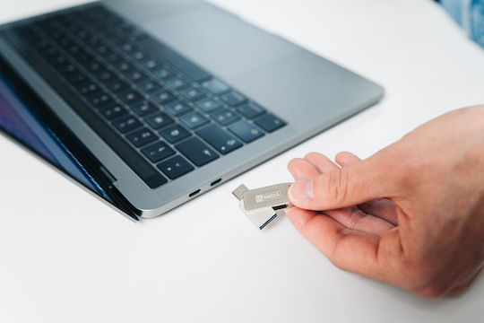 Verbatim MyMedia My Dual 64GB USB 3.2 Stick with connection USB-A & USB-C Silver