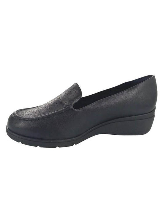 Piccadilly Women's Moccasins in Black Color