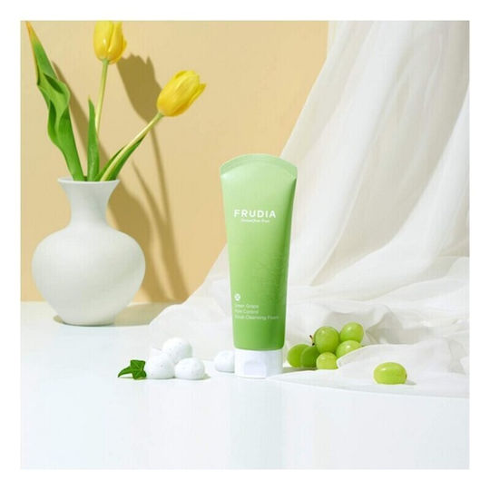 Frudia Green Grape Pore Control Cleansing Foam Scrub Προσώπου 145ml
