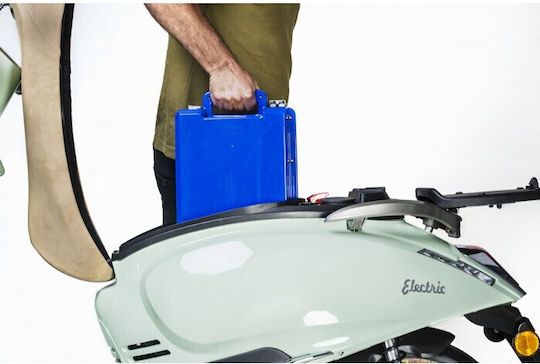 E-Fun Pusa Ηλεκτρικό Μηχανάκι Ισχύος 3000W Μαύρο