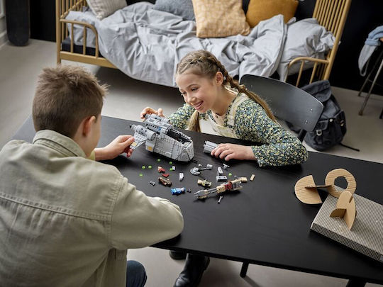 LEGO Star Wars Ambush On Ferrix For 9+ Years 679 Pieces