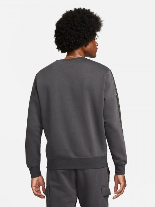 Nike Repeat Sweatshirt Gray