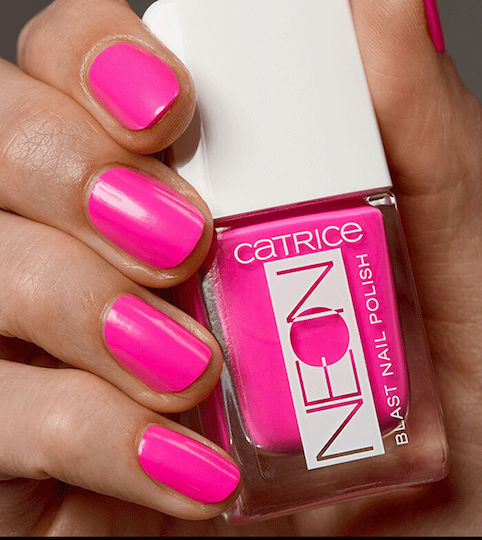 Catrice Cosmetics Catrice Neon Blast Лак За Нокти Гланц 04 Флашинг Фуксия 10.5мл