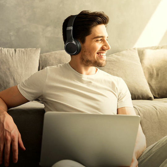 Motorola Moto XT220 Wireless / Wired Over Ear Headphones with 24 hours of Operation Black