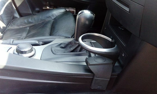 Getränkehalter fürs Auto 1 Platz für Konsole für BMW E60 / E61 in Schwarz Farbe