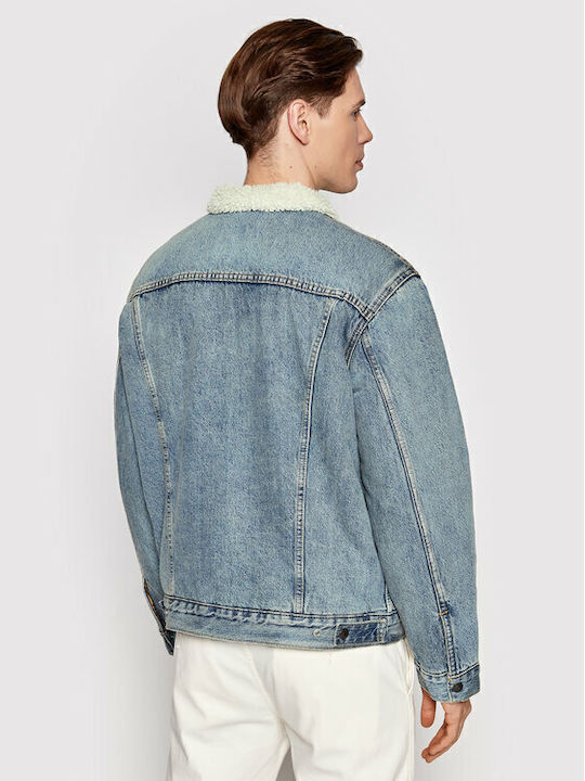 Levi's