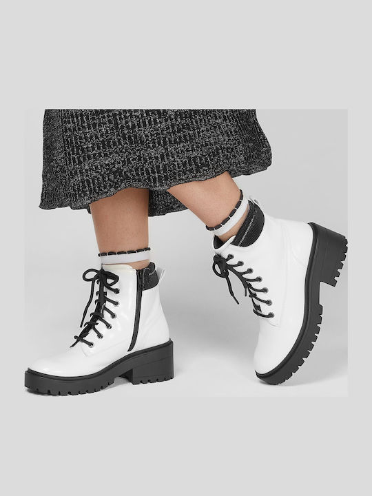 Skechers