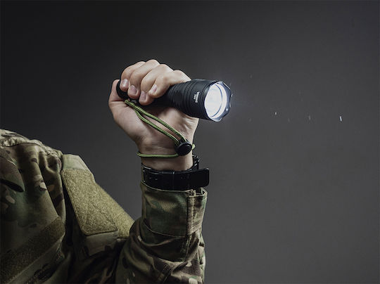 Armytek Lumină de lucru și de sit, cu baterie Lanternă LED IP68 cu Luminozitate Maximă 2200lm Viking Pro Negru