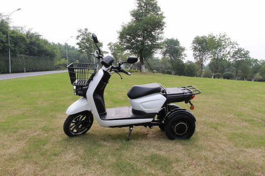 WheelnWater Storm Electric Tricycle Power 3000W 72V 50Ah White Color