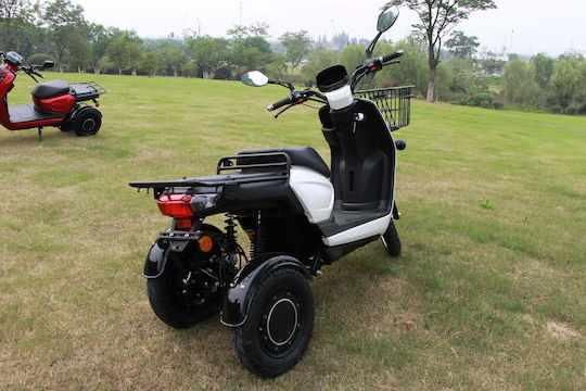 WheelnWater Storm Electric Tricycle Power 3000W 72V 50Ah White Color