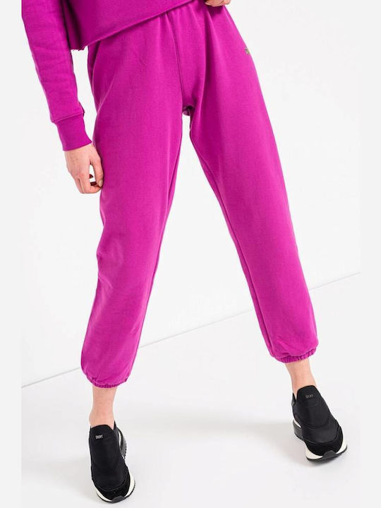 DKNY