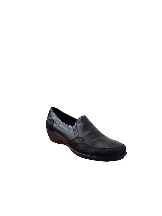 Boxer Leather Women's Moccasins in Black Color