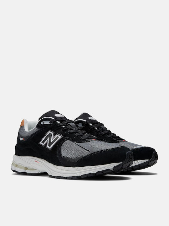 2002R Chunky Sneakers Black