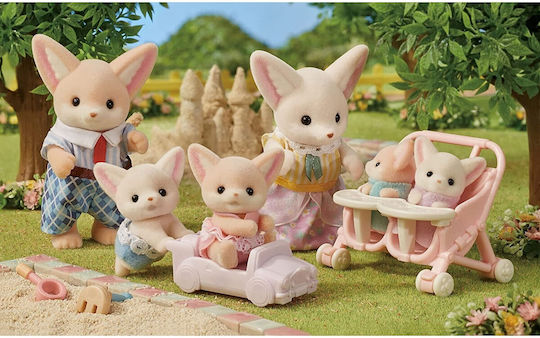 Epoch Toys Fox Family Sylvanian Families For 3+ Age