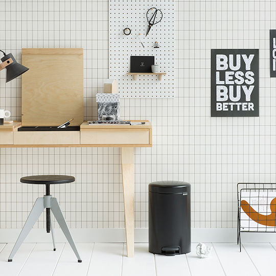 Brabantia Κάδος NewIcon Pedal Απορριμμάτων από Ανοξείδωτο Ατσάλι με Πεντάλ Black Matt 12lt