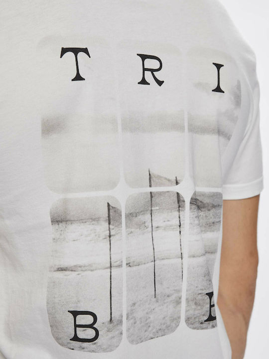 T-shirt White