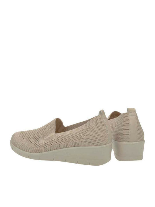 Anatomic Women's Slip-Ons Beige