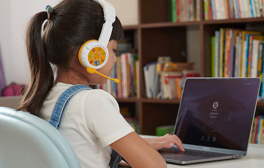 BuddyPhones School+ Wireless On Ear Multimedia Headphone with Microphone USB-C / Bluetooth White
