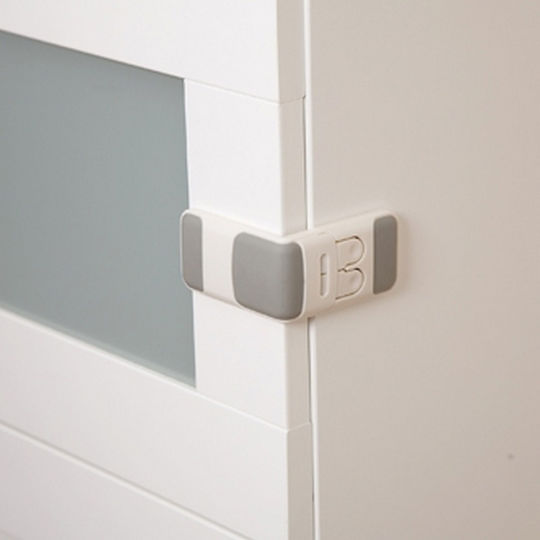 Clippasafe Заключване За Шкаф И Чекмедже Clippasafe Заключване За Шкаф И Чекмедже