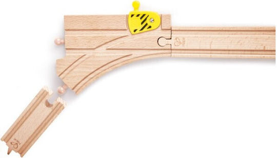 Hape Mechanical Y Railroad Tracks made of Wood for 3+ years+ Years