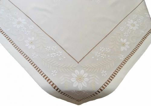 Linea Home Καρέ Σετ 4τμχ Square με Κέντημα Εκρού 85x85εκ.