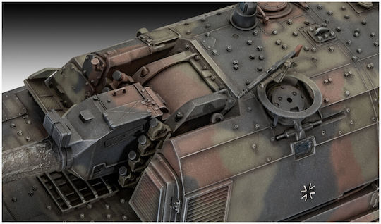 Revell Panzerhaubitze 2000 Static Tank Model 1:35 316pcs