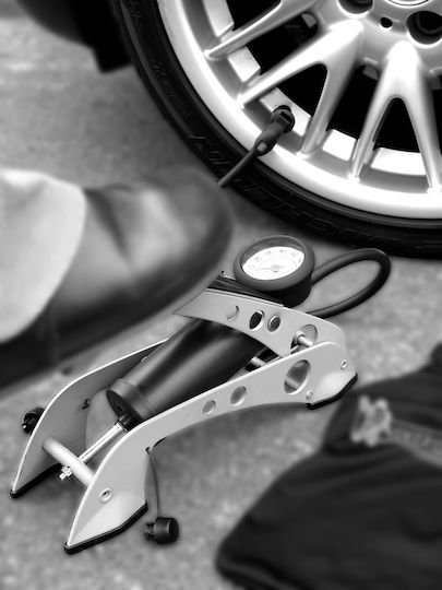 Michelin 009501 Pump Air Pump Foot with Manometer