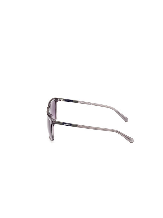Gant Sonnenbrillen mit Lila Rahmen und Lila Verlaufsfarbe Linse GA7219 20B
