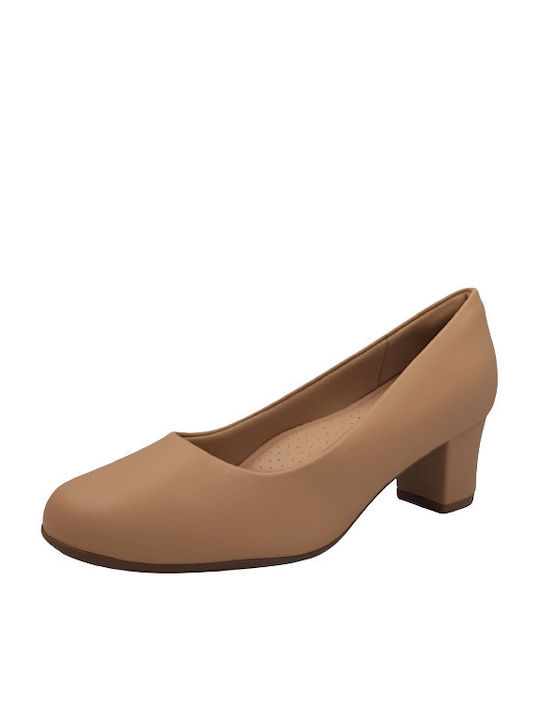 Piccadilly Pumps mit Chunky mittelhohem Absatz Beige