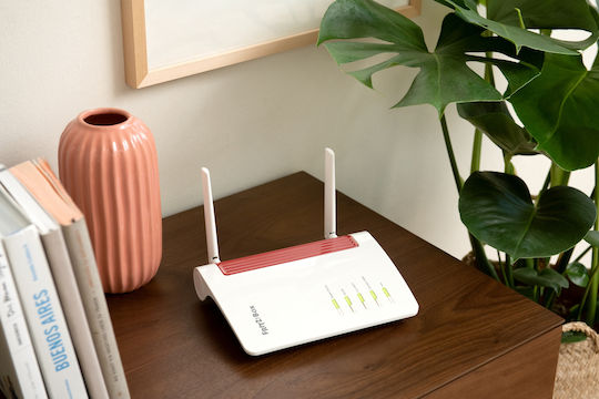 AVM FRITZ!Box 6850 Router Wireless 5G Wi-Fi 4 cu 4 Porturi Gigabit